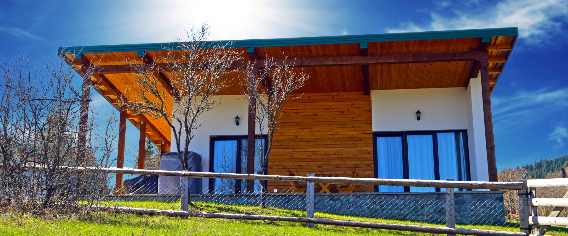 LUX<strong><br />apartmani</strong> <br />